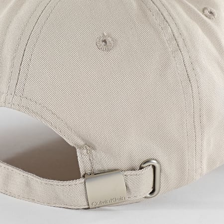 Calvin Klein - Casquette Titlecase Embroidery 5003 Beige