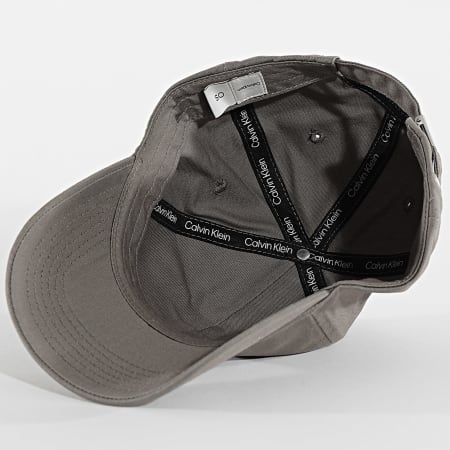 Calvin Klein - Casquette Mono Logo Embroidery 5004 Gris Anthracite