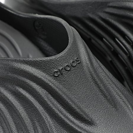 Crocs - Claquettes Echo Wave Black