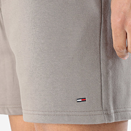 Tommy Jeans - Short Jogging Flag Beach 1931 Taupe