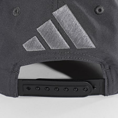 Adidas Sportswear - Casquette Audi Revolut F1 Team Gabriel Bortoleto KF3313 Gris Anthracite Rouge