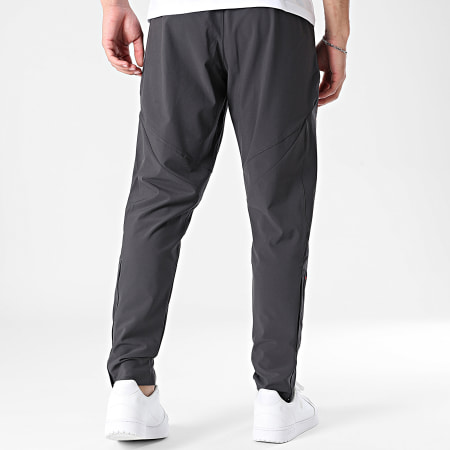 Adidas Sportswear - Pantalon Jogging Audi Revolut Formula One Team KR4089 Gris Anthracite