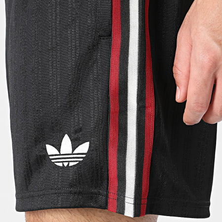 Adidas Originals - Short Jogging A Bandes Manchester United FC JZ2229 Noir Blanc Bordeaux