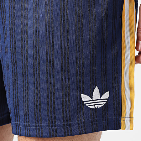 Adidas Originals - Short Jogging A Bandes Real Madrid JZ9155 Bleu Marine Jaune Blanc