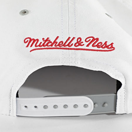 Mitchell and Ness - Casquette Snapback NBA Day 4 Chicago Bulls S5822 Blanc