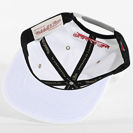 Mitchell and Ness - Casquette Snapback NBA Day 4 Chicago Bulls S5822 Blanc