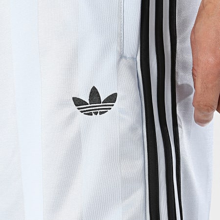 Adidas Originals - Short Jogging A Bandes A Rayures 3 Stripes KE2468 Bleu Clair
