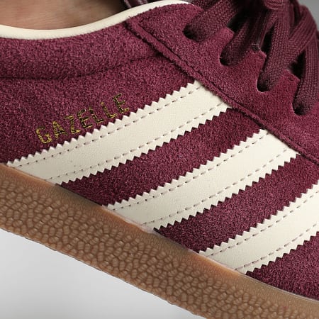 Adidas Originals - Baskets Gazelle KK2637 Maroon Cream White Gum 4