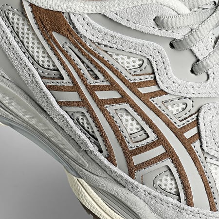 Asics - Zapatillas Gel NYC 1203A383 Crema Cemento Gris