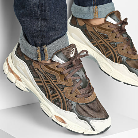 Asics - Baskets Gel NYC 1203A383 Brown Storm Black Coffee