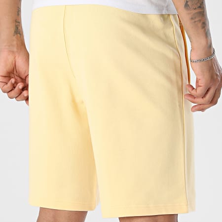 Adidas Originals - Short Jogging Essential KE1163 Jaune