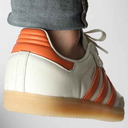 Adidas Originals - Baskets Samba OG IH9057 Off White Dusky Orange Gum 3
