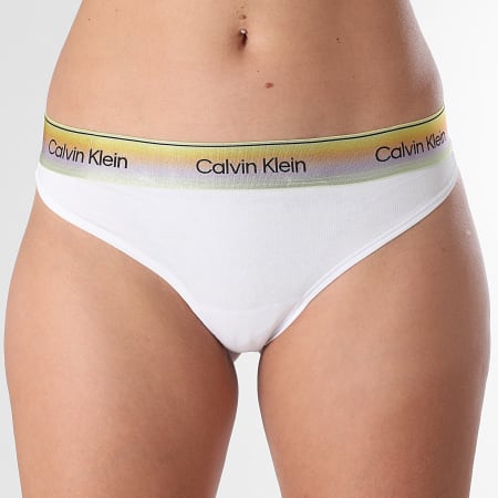 Calvin Klein - String Femme QF8875 Blanc Multi