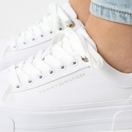 Tommy Hilfiger - Baskets Femme Foxing Platform Canvas 9480 White