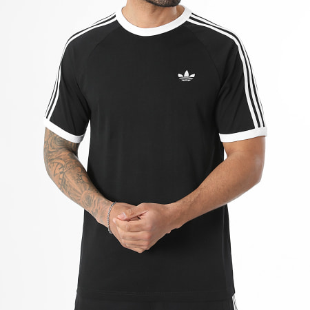 Adidas Originals - Ensemble Tee Shirt Et Short Jogging A Bandes 3 Stripes KE3538 KE3566 Noir Blanc