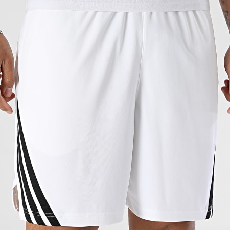 Adidas Sportswear - Short Jogging A Bandes 3 Stripes JN4739 Blanc