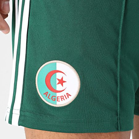 Adidas Originals - Short Jogging 3 Stripes Algérie Originals JN4463 Vert Foncé
