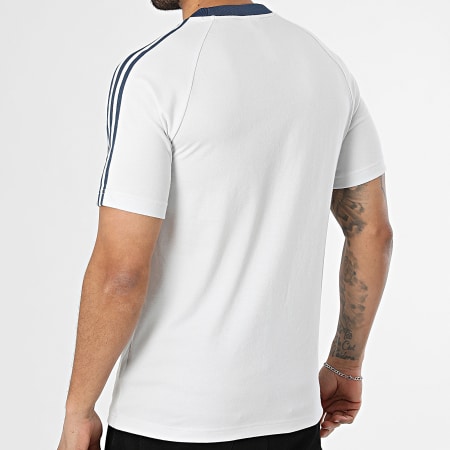 Adidas Originals - Tee Shirt 3 Stripes Italie Originals KC6611 Blanc