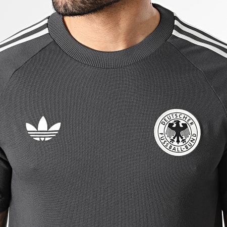 Adidas Originals - Tee Shirt 3 Stripes Allemagne Originals KG5097 Gris Anthracite