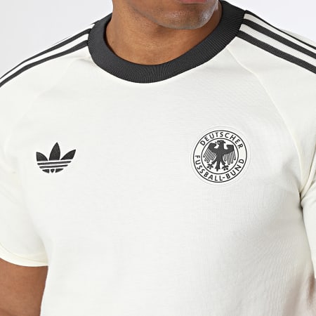 Adidas Originals - Tee Shirt 3 Stripes Allemagne Originals KG5098 Beige Clair