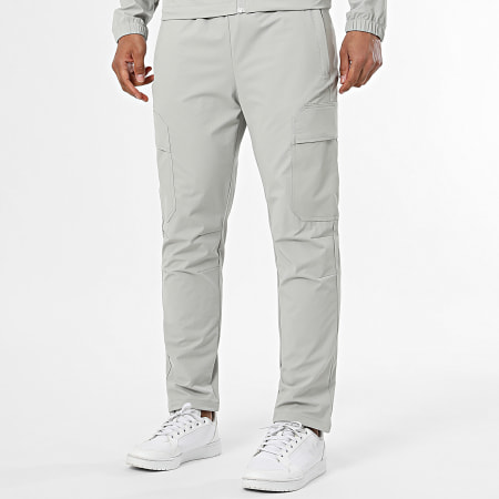 Classic Series - Conjunto Chaqueta Capucha con Cremallera y Pantalón Cargo 67A Gris Claro