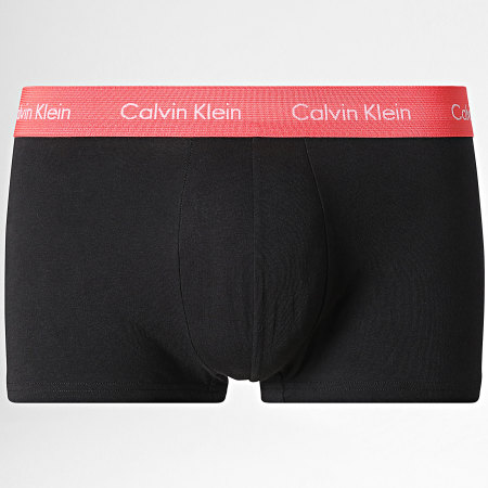 Calvin Klein - Lot De 5 Boxers NB2734A Noir Bleu Marine Bleu Clair Rouge Beige
