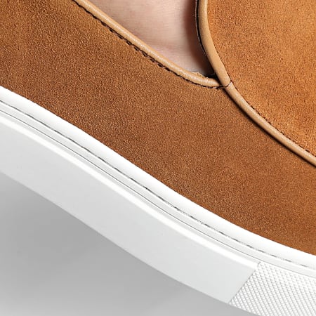 Classic Series - Mocassins 585 Camel