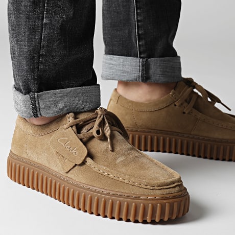 Clarks - Torhill Lo Dark Sand Suede shoes