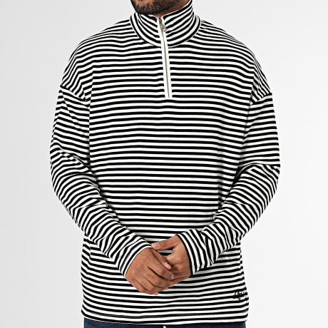 Fins de Séries - White Black Stripe Zip Neck Sweater