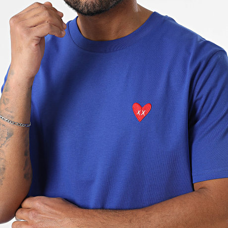 Luxury Lovers - Camiseta Oversize Ancha Bordado Corazón Rojo Azul Real