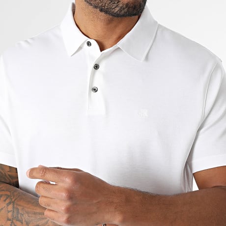 Calvin Klein - Polo Manches Courtes Supima Chest Embroidery LB276 Blanc