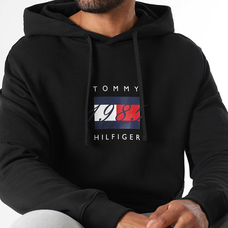 Tommy Hilfiger - Sweat Capuche Linear Flag Graphic 1332 Noir
