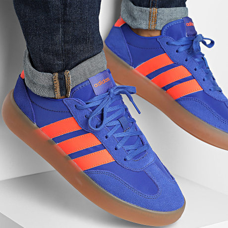 Adidas Sportswear - Baskets Barreda Decode JR3521 Semi Lucid Blue Impact Orange Gum 10