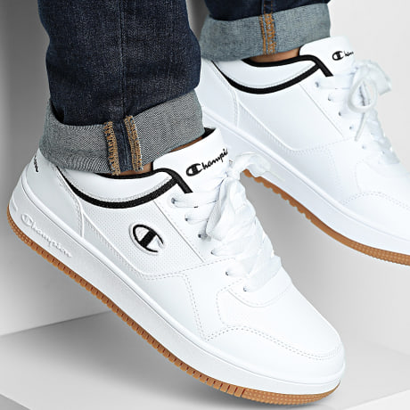 Champion - RD18 Low S21905 White Nubuck Black Gum Sneakers
