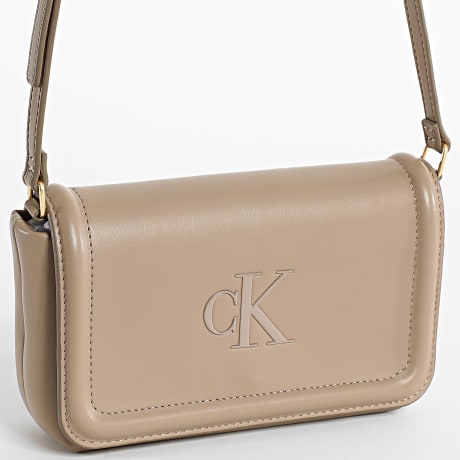Calvin Klein - Handtasche für Frauen Bold CK Klapp Schultertasche F1027 Hellbeige