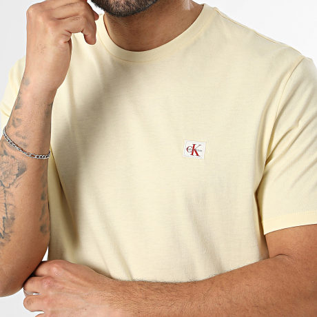 Calvin Klein - Tee Shirt RC272 Jaune Clair