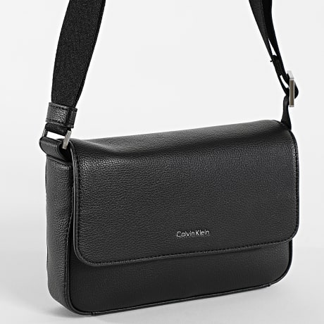 Calvin Klein - Handtasche Damen Raised Small Flap Messenger D3327G Schwarz