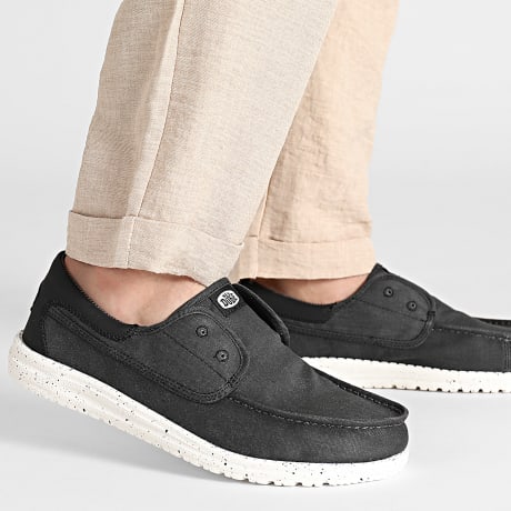 Hey Dude - Mocassins Wally Cru Stretch Canvas Preto Branco
