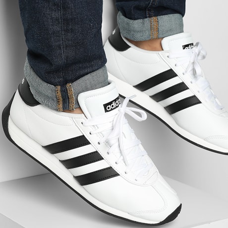 Adidas Performance - Zapatillas Runvista JR4615 Footwear Blanco Negro Básico