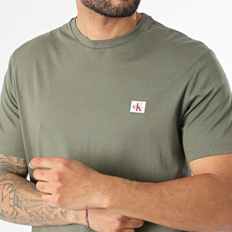 Calvin Klein - Tee Shirt RC272 Vert Kaki