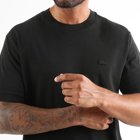 Lacoste - Camiseta Classic Fit Logo Bordado Cocodrilo Tonos Negro