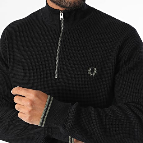 Fred Perry - Sweat Col Montant Zippé Waffle Stitch K8557 Noir