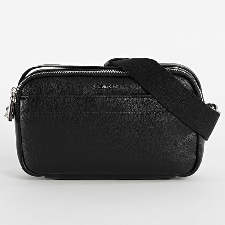 Calvin Klein - Bolsa Raised Top Handle Camera Bag D3559 Negro