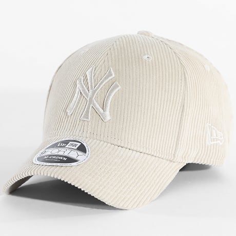 New Era - Casquette Velours Côtelé M-Crown Cord 9Forty NY New York Yankees 60916000 Beige
