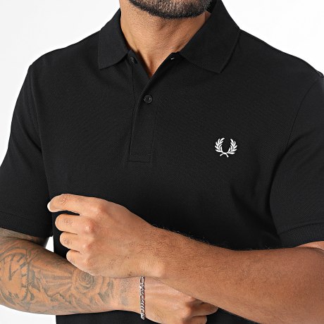 Fred Perry - Polo Manches Courtes The Fred Perry M6000 Noir Blanc