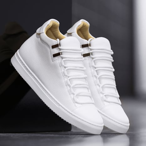 Classic Series - White sneakers