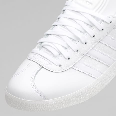 Adidas Originals - Baskets Gazelle BB5498 Footwear White Gold Metallic