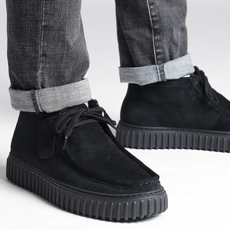 Clarks - Torhill Hi Black Suede shoes - Ryses