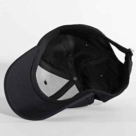 Under Armour - Casquette 1376701 Noir