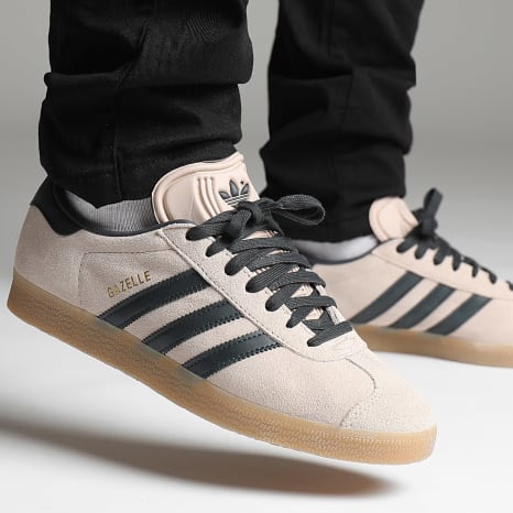 Adidas Originals - Baskets Gazelle IG6199 Wonder Taupe Night Indigo Gum3